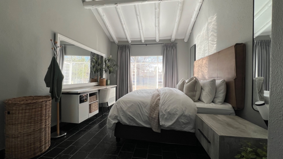 4 Bedroom Property for Sale in Vaalpark Free State